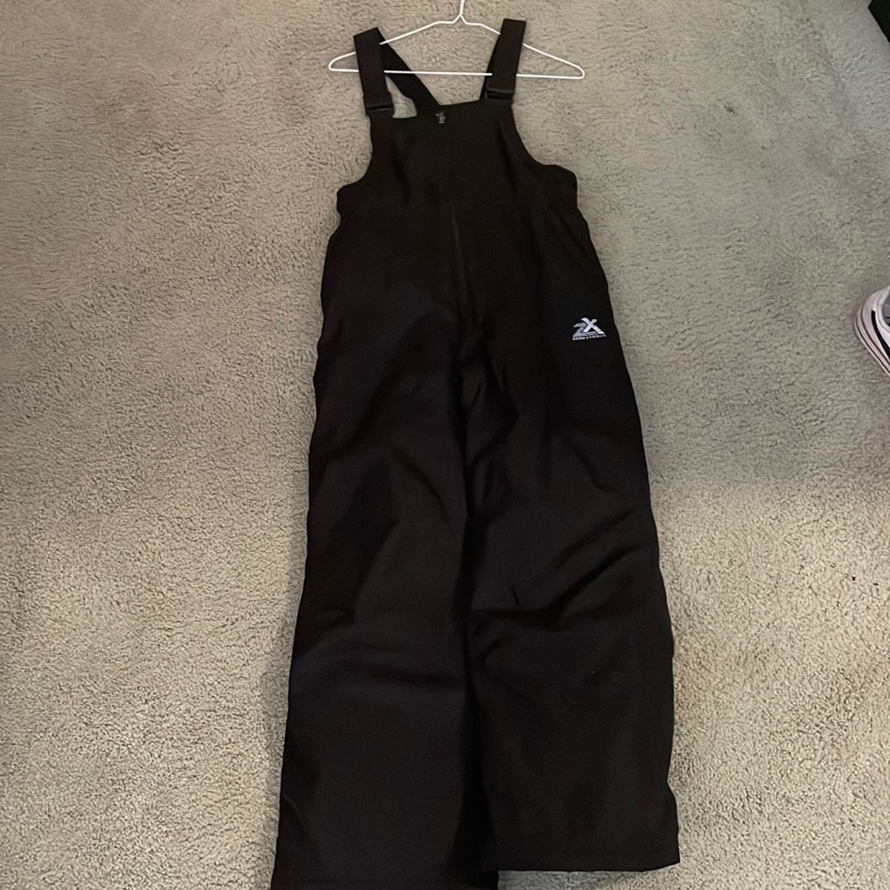 NWOT size 14-16 black lined coverall snow pants